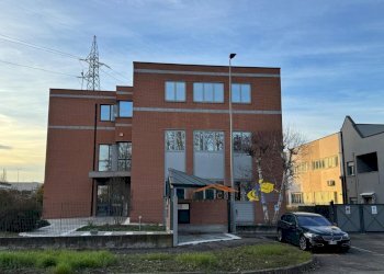 Commercial Premises Via Prospero Manara, Parma - photo 3