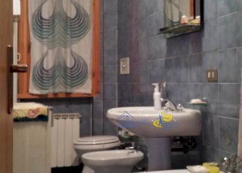 bagno.jpg - Trilocale Monchio delle Corti - foto 5