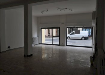 DSC_0009.JPG - Locale Commerciale via spezia 49, Collecchio - foto 9