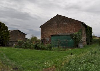 DSC_0023.JPG - Rustico Strada Colmignola 2, San Secondo Parmense - foto 8