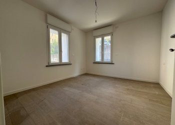 IMG_4115.JPG - Appartamento Via Nazionale 14, Fornovo di Taro - foto 13