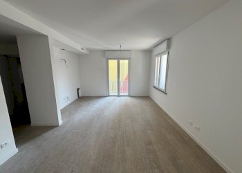 IMG_4069.JPG - Appartamento Via Nazionale 14, Fornovo di Taro - foto 5