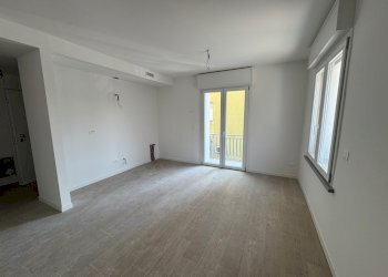 IMG_4070.JPG - Appartamento Via Nazionale 14, Fornovo di Taro - foto 6