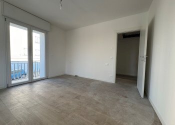 IMG_4091.JPG - Appartamento Via Nazionale 14, Fornovo di Taro - foto 23