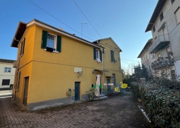 IMG_E3760.JPG - Three-room apartment via Nazionale Gaiano 43, Collecchio - photo 10