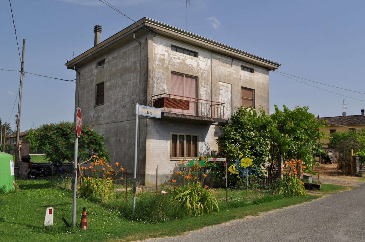 DSC_0002.JPG - Villa ALTOCO', Roccabianca - foto 1