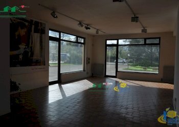 DSC_0031.JPG - Locale Commerciale Via Provinciale, Sala Baganza - foto 24