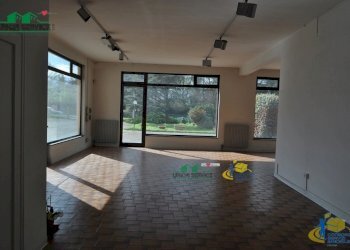 DSC_0032.JPG - Locale Commerciale Via Provinciale, Sala Baganza - foto 25