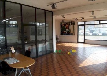 IMG-20241111-WA0002.jpg - Locale Commerciale Via Provinciale, Sala Baganza - foto 26