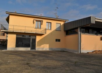 DSC_0010.JPG - Locale Commerciale Via Provinciale, Sala Baganza - foto 27