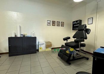 IMG_E0042.JPG - Centro Estetico - Solarium - Benessere Via La Spezia 32, Collecchio - foto 9