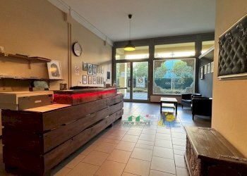 IMG_E0049.JPG - Centro Estetico - Solarium - Benessere Via La Spezia 32, Collecchio - foto 16