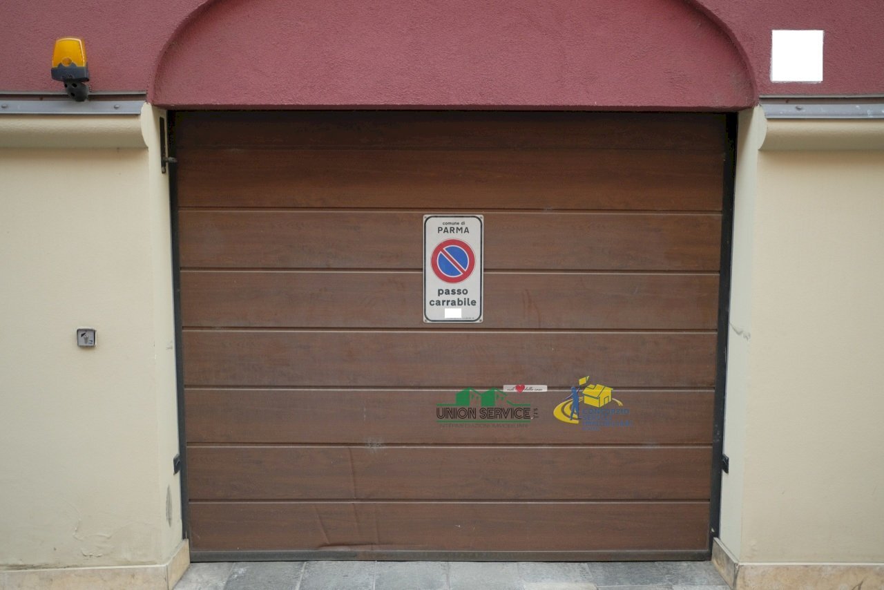 Front1.jpg - Box Borgo Giambattista Fornovo, Parma - foto 2