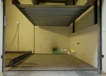 Front4.jpg - Box Borgo Giambattista Fornovo, Parma - foto 4