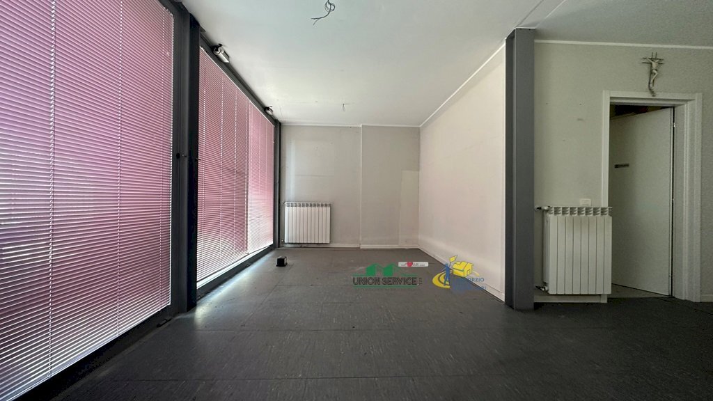 IMG_E2194.JPG - Office Viale Libertà 5, Collecchio - photo 2