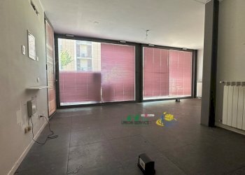 IMG_E2199.JPG - Ufficio Viale Libertà 5, Collecchio - foto 5