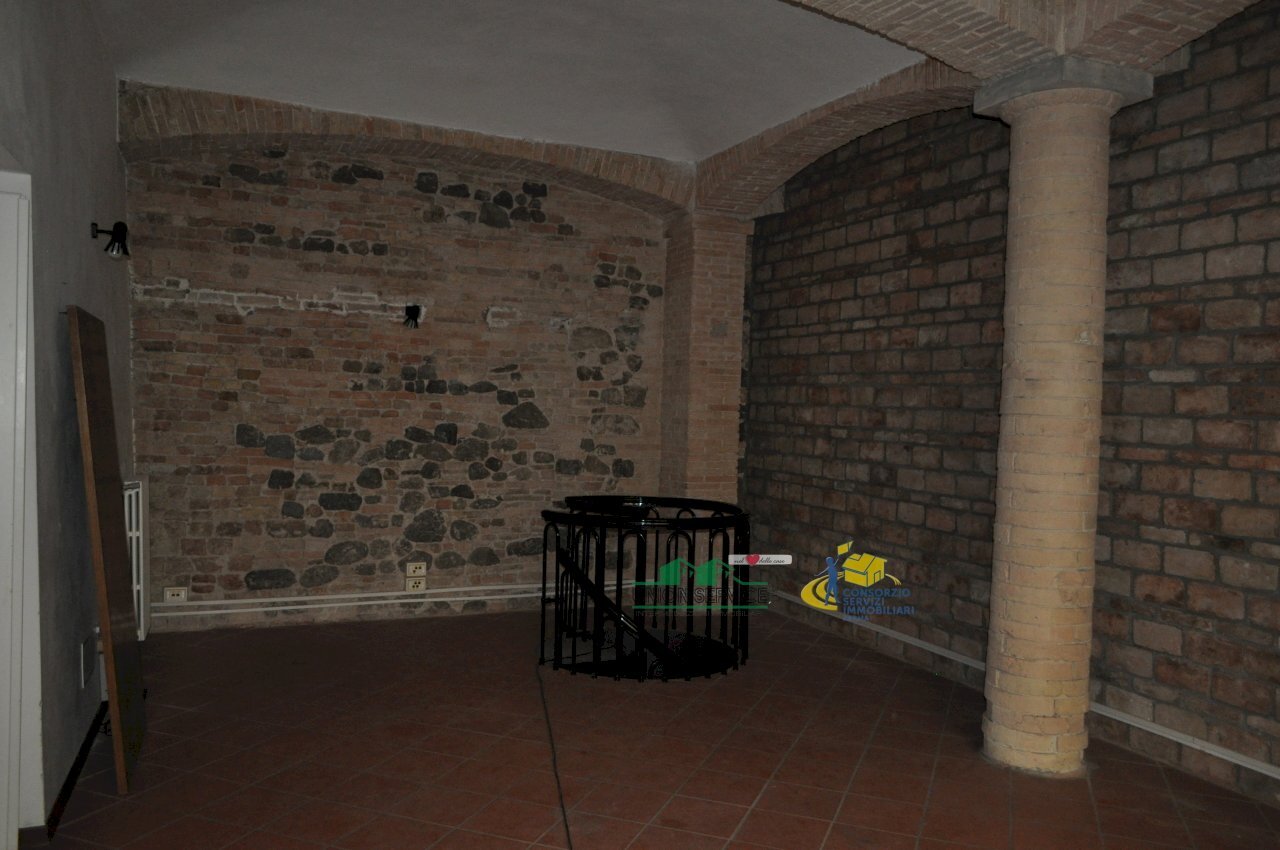 DSC_0101.JPG - Trilocale Vicolo San Tiburzio, Parma - foto 3