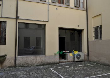 DSC_0118.JPG - Trilocale Vicolo San Tiburzio, Parma - foto 20