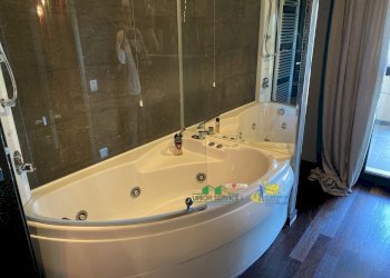 IMG_4425.JPG - Attic Fidenza - photo 11