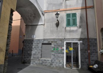 DSC_0614.JPG - Locale Commerciale Via San Bernardo Borgo, Brugnato - foto 9