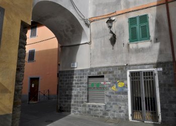 DSC_0615.JPG - Locale Commerciale Via San Bernardo Borgo, Brugnato - foto 10