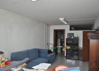 DSC_0096.JPG - Commercial Premises Piazza Caduti di Superga, Parma - photo 7