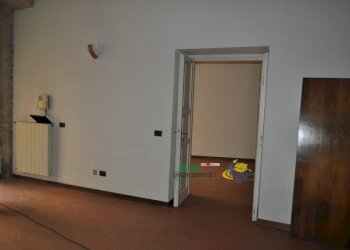 DSC_0112.JPG - Office Vicolo San Tiburzio, Parma - photo 14