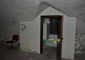 DSC_0117.JPG - Office Vicolo San Tiburzio, Parma - photo 19