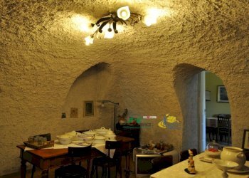 DSC_0008_01.JPG - Porzione di casa montesalso casino 65, Varano de' Melegari - foto 4