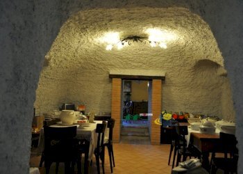 DSC_0011_01.JPG - Porzione di casa montesalso casino 65, Varano de' Melegari - foto 8