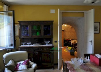 DSC_0015_01.JPG - Porzione di casa montesalso casino 65, Varano de' Melegari - foto 12