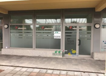 IMG_4247.JPG - Locale Commerciale via del giardinetto 6/d, Collecchio - foto 1