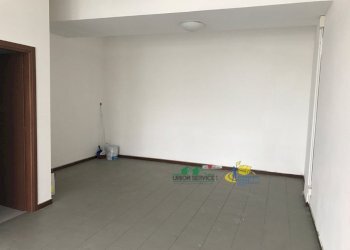 IMG_4241.JPG - Locale Commerciale via del giardinetto 6/d, Collecchio - foto 6