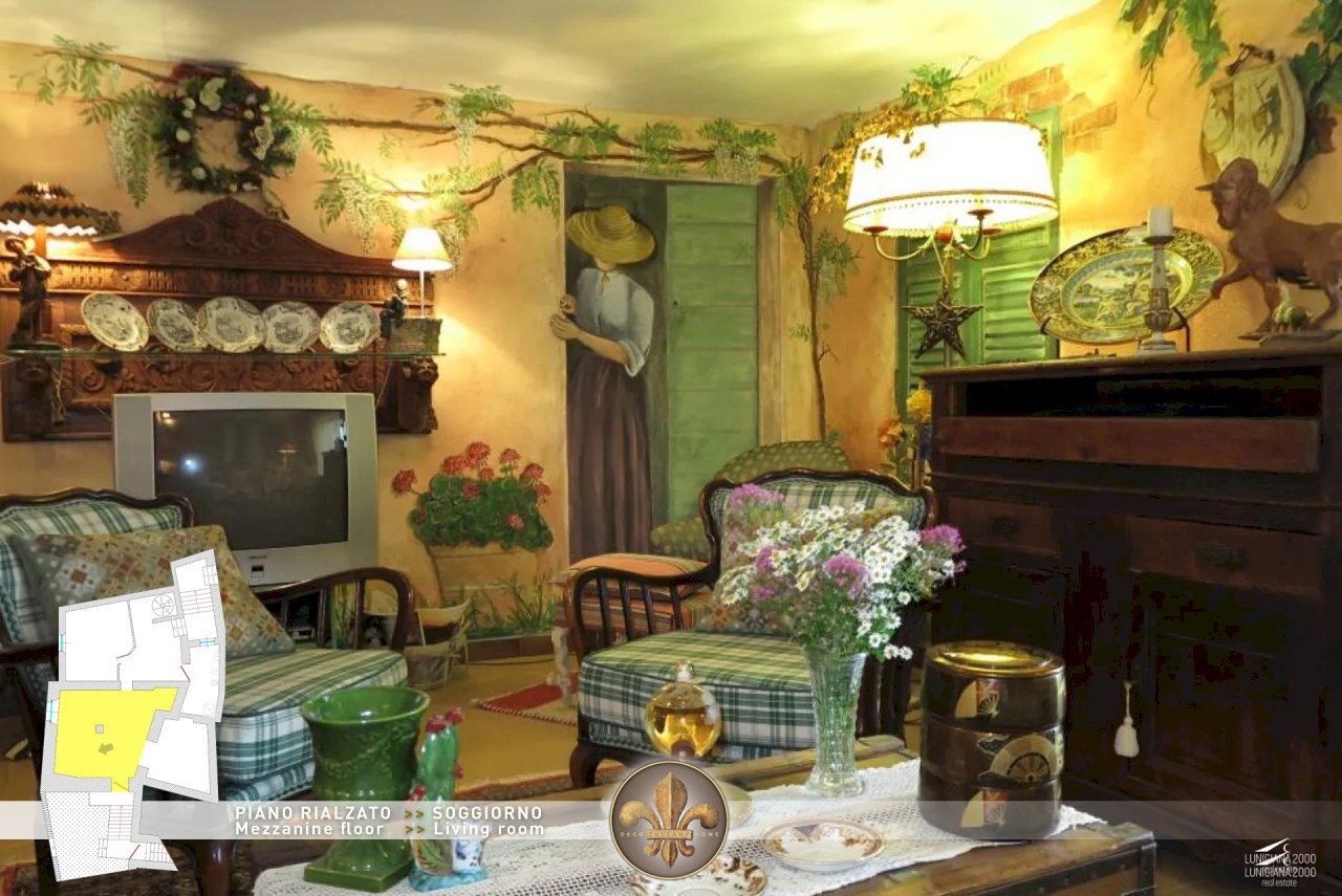 [ENG] - Piano 1 RIALZATO -1- Soggiorno (A) - .jpg - Appartamento Santo Stefano di Magra - foto 1