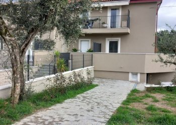 20250110_123726.jpg - Villa Trifamiliare Fosdinovo - foto 16