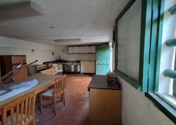 1747237704713.jpg - Trilocale Vezzano Ligure - foto 9