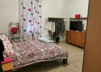 camera da letto - Quadrilocale Arcola - foto 4