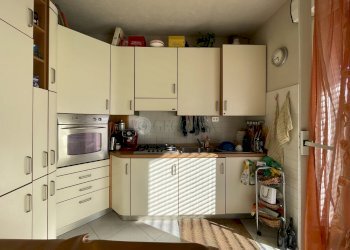 4.jpg - Quadrilocale Via dei Molini 199, Sarzana - foto 13