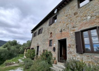 vendesi complesso di 2 rustici con piscine uliveto - Casale Via Casa Nuova, Pescia - foto 11