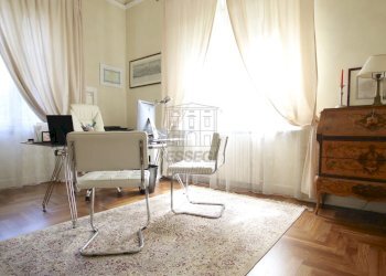 vendesi villa ristrutturata con giardino e terrazz - Villa Viale Pacini 35, Lucca - foto 7