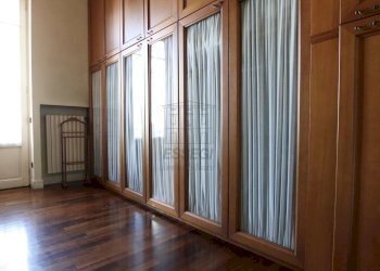 vendesi villa ristrutturata con giardino e terrazz - Villa Viale Pacini 35, Lucca - foto 29