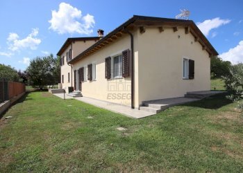 villa divisa in due abitazioni IA04117 (44).JPG - Villa Erta della Chiesa, Porcari 4, Porcari - foto 4