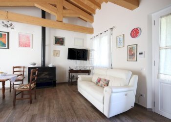 villa divisa in due abitazioni IA04117 (9).JPG - Villa Erta della Chiesa, Porcari 4, Porcari - foto 12