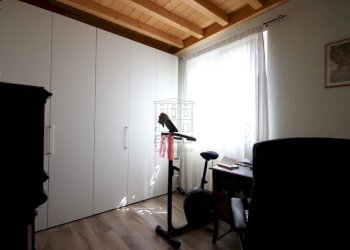 villa divisa in due abitazioni IA04117 (13).JPG - Villa Erta della Chiesa, Porcari 4, Porcari - foto 15