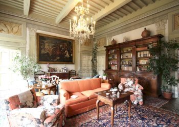 IMPORTANTE VILLA STORICA SULLA PRIMA COLLINA (3). - Villa Via del Caporale 773, Lucca - foto 4