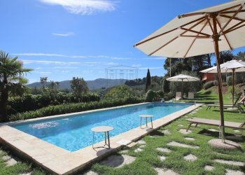 vendesi casa colonica con piscina e giardino lucca - Rustico Via di Mastiano e Gugliano 1024, Lucca - foto 9