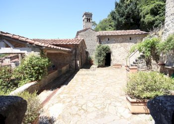 CASA DI PAESE IA04101 (16).JPG - Casale Località Lastrico 7, Pescaglia - foto 16