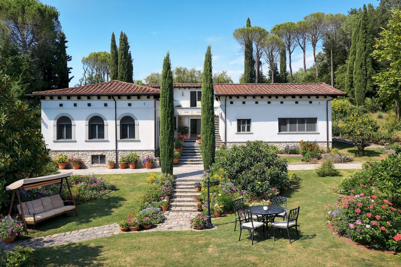 Vendesi villa di grandi dimensioni giardino collin - Villa Via Parco della Rimembranza 1180/A, Lucca - photo 2