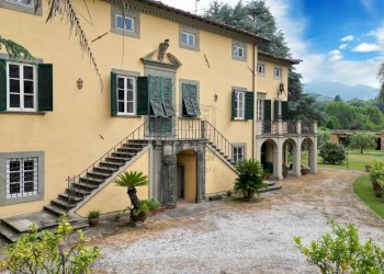 vendesi villa con giardino e limonaia lucca10.png - Villa Via dei Gambarini, Lucca - foto 1