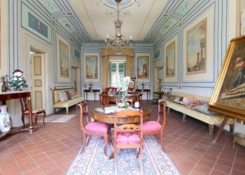 vendesi villa con giardino e limonaia lucca IMG_18 - Villa Via dei Gambarini, Lucca - foto 7